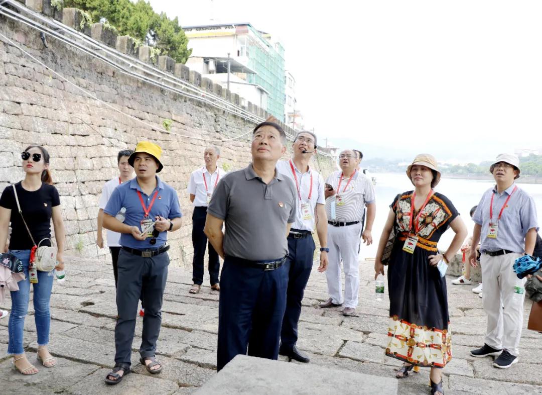 赣州市赣商联合会党支部与共联共建单位开展“重温历史 振奋精神 永远跟党走”联建共建党建学习活动