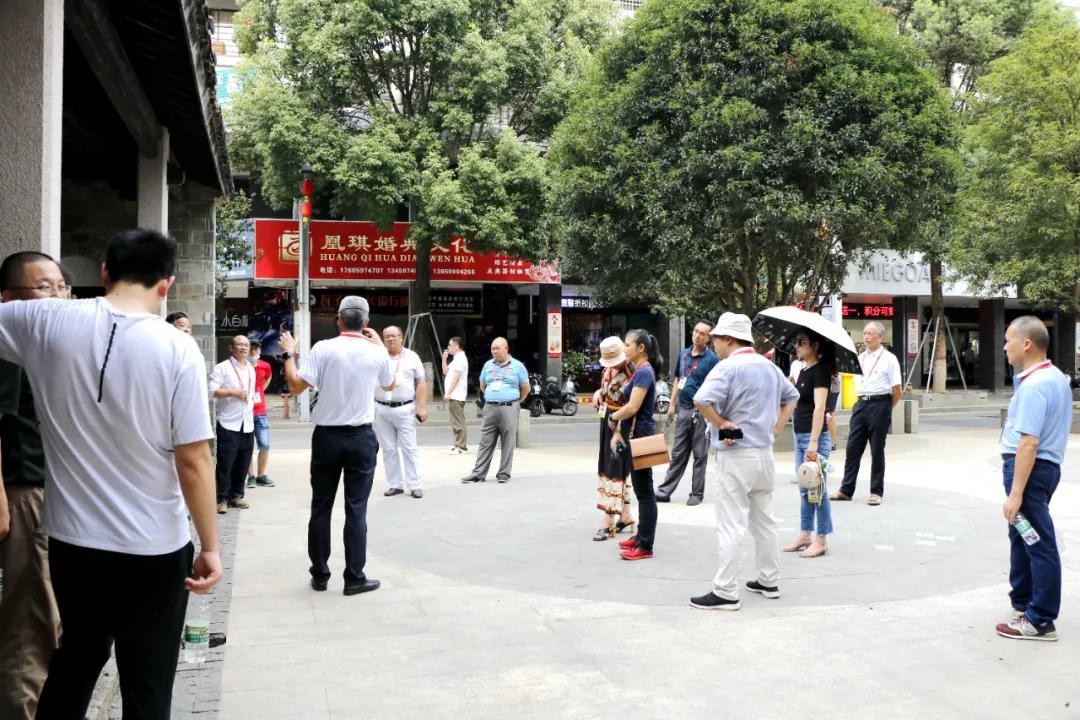 赣州市赣商联合会党支部与共联共建单位开展“重温历史 振奋精神 永远跟党走”联建共建党建学习活动